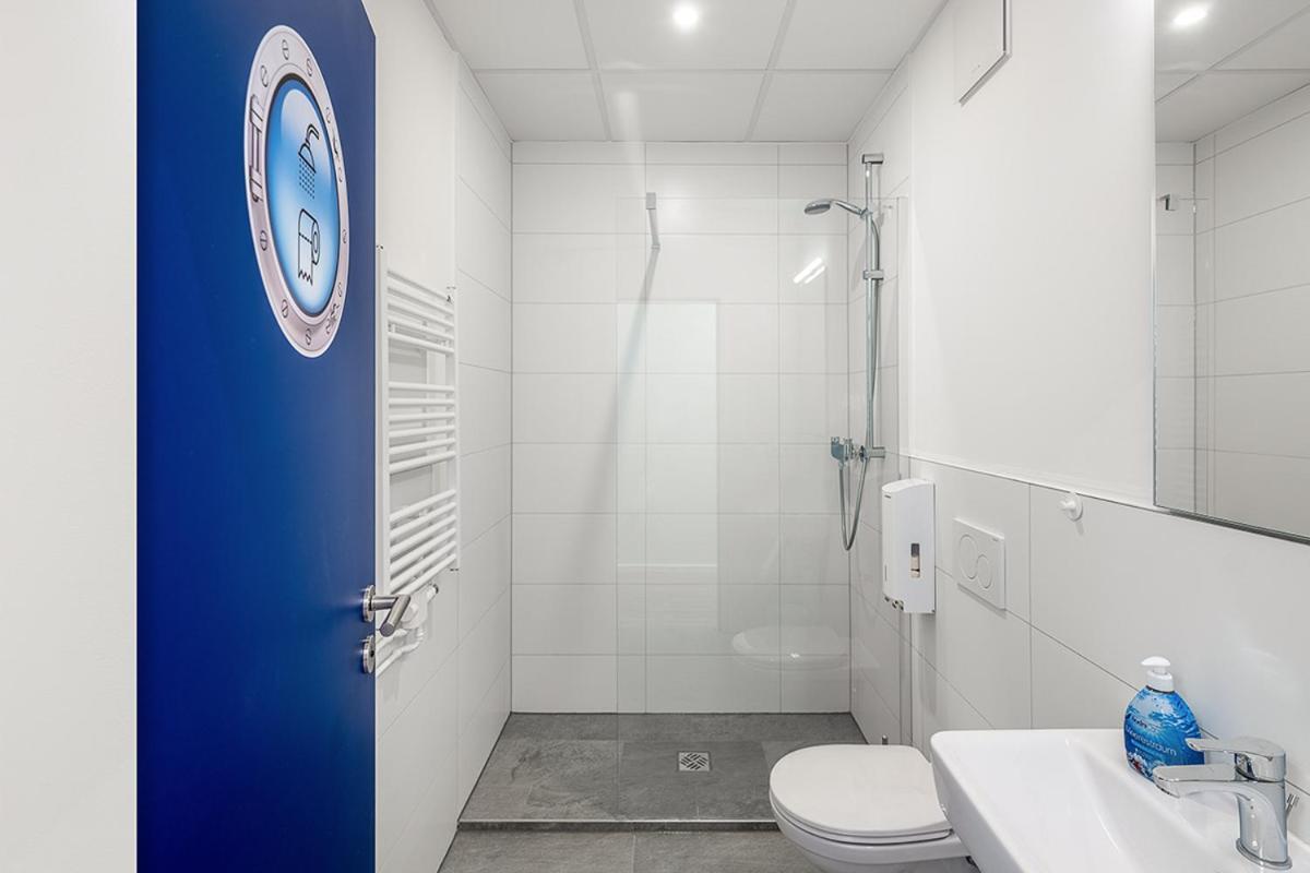 Koje Hostel Hamburg Eksteriør bilde